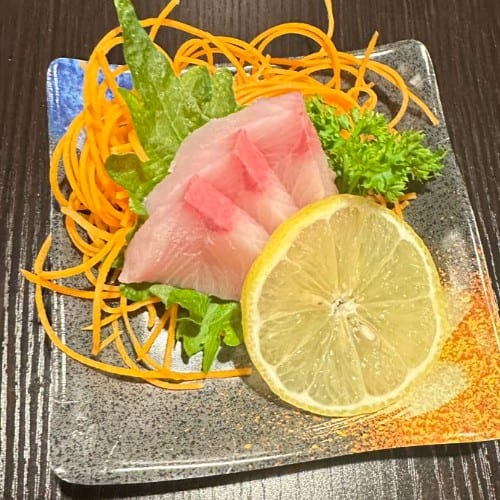 Yellowtail Sashimi (3) 🐟.