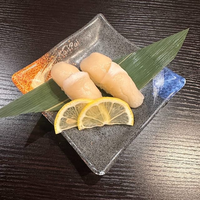 Scallop Nigiri (1).