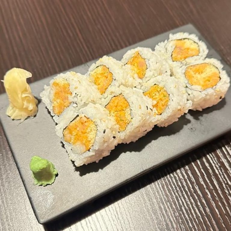 Delicious Spicy Salmon Roll